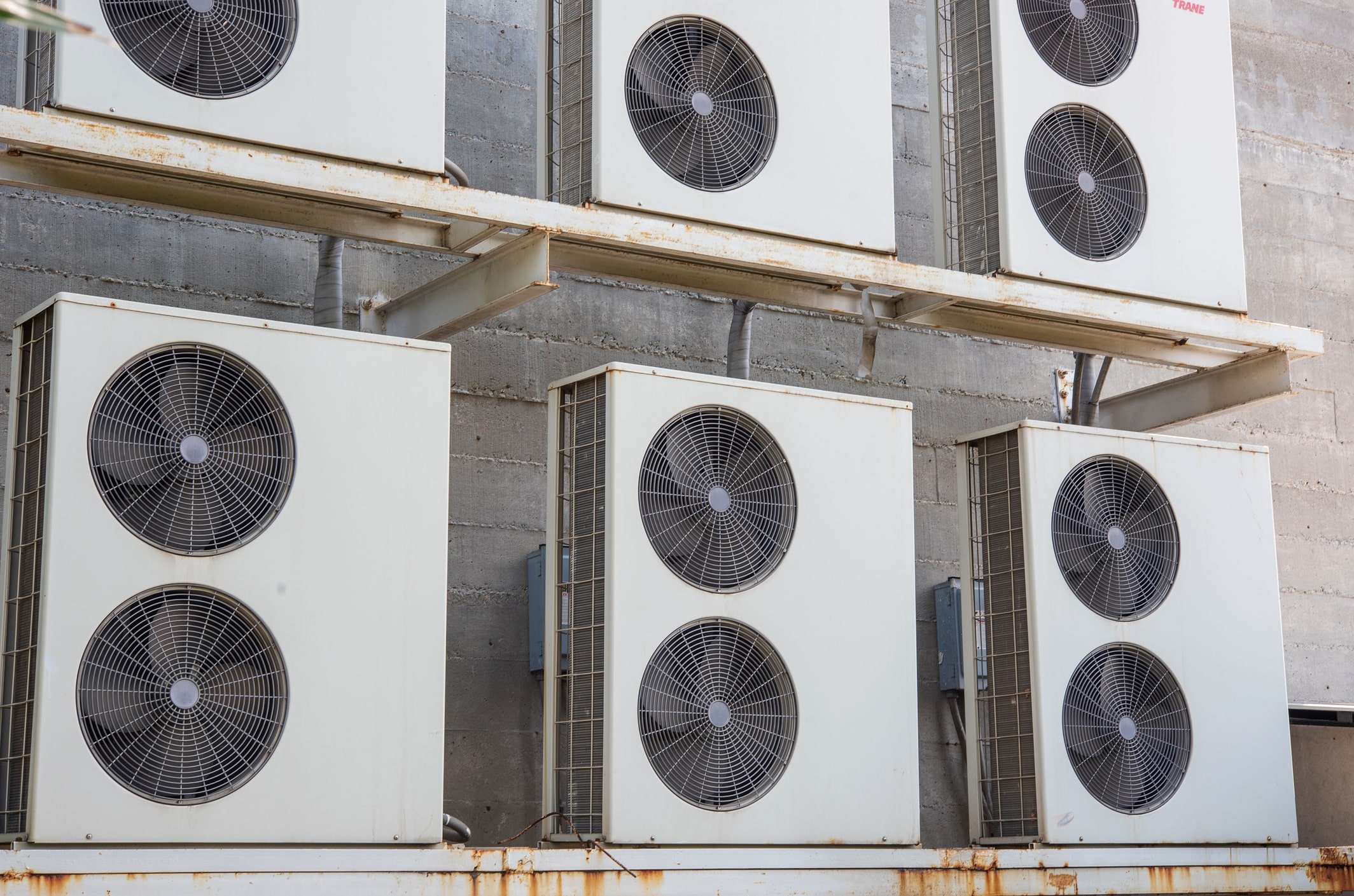 Ventilation Air Conditioning The system should be cool,from the background